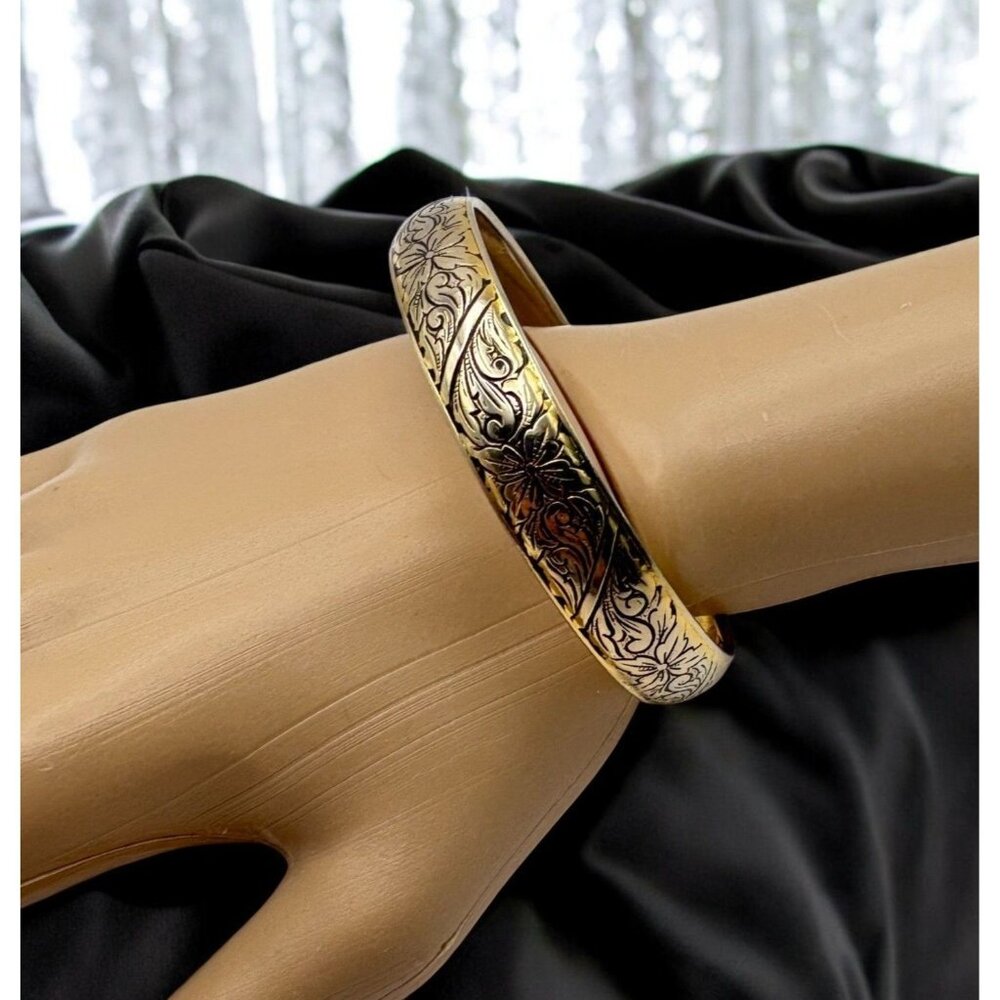 Vintage Floral Etched Bangle Bracelet  Gold Tone Ornate Costume Jewelry